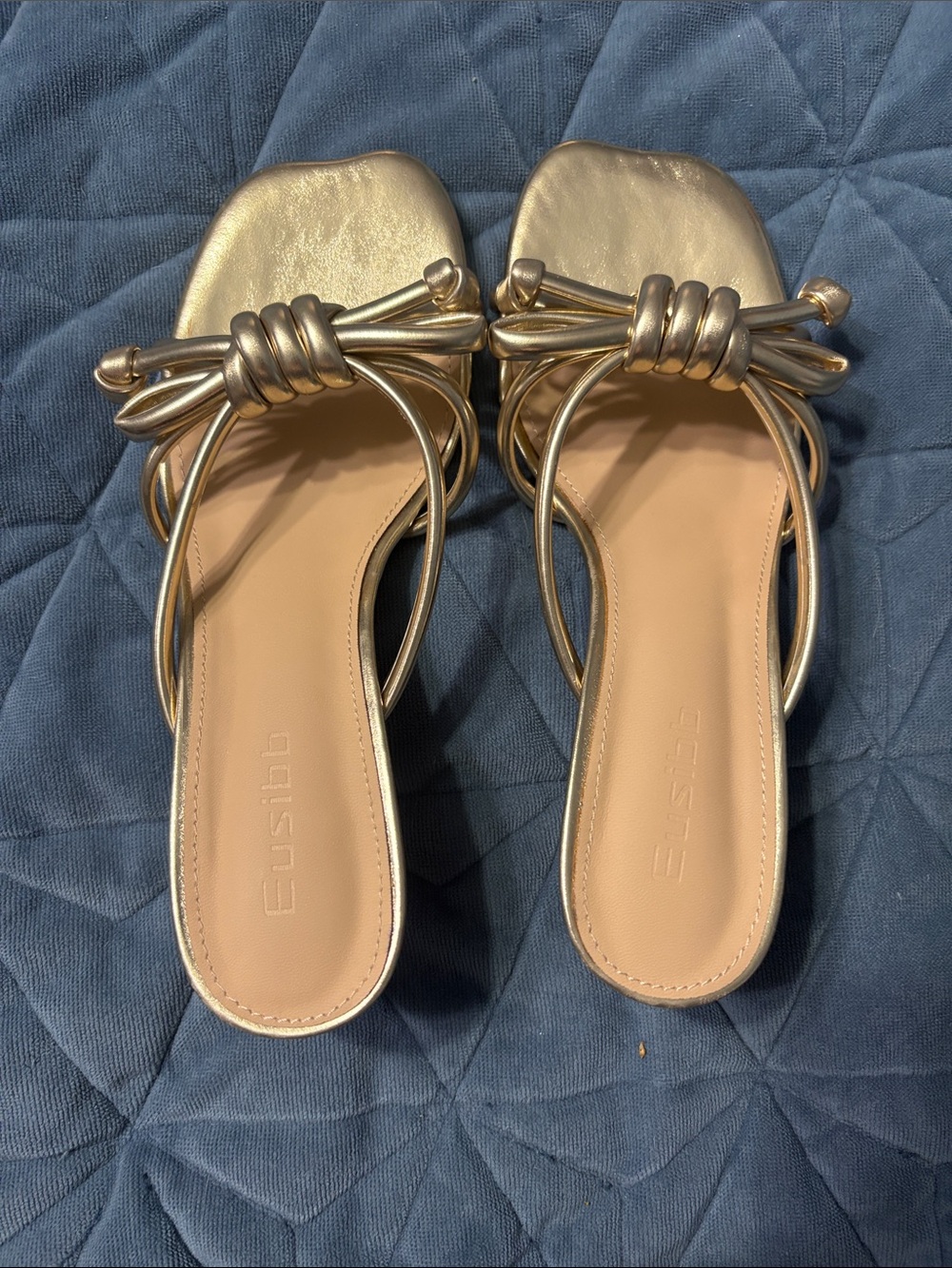 Gold Knot-Detail Slide in Heels
